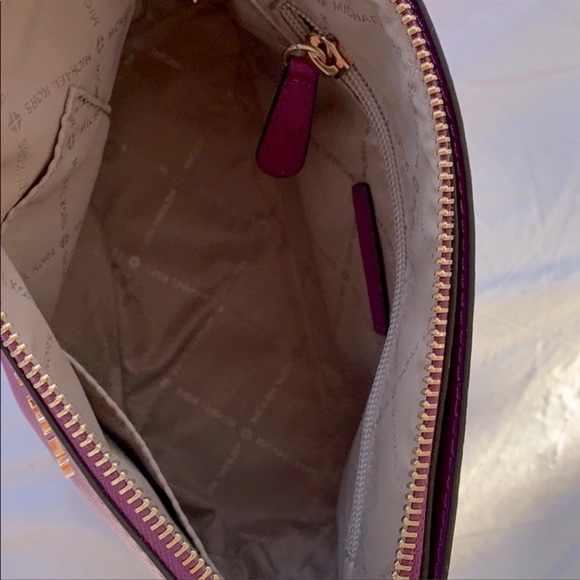 Michael Kors Purple Crossbody - Picture 3 of 4